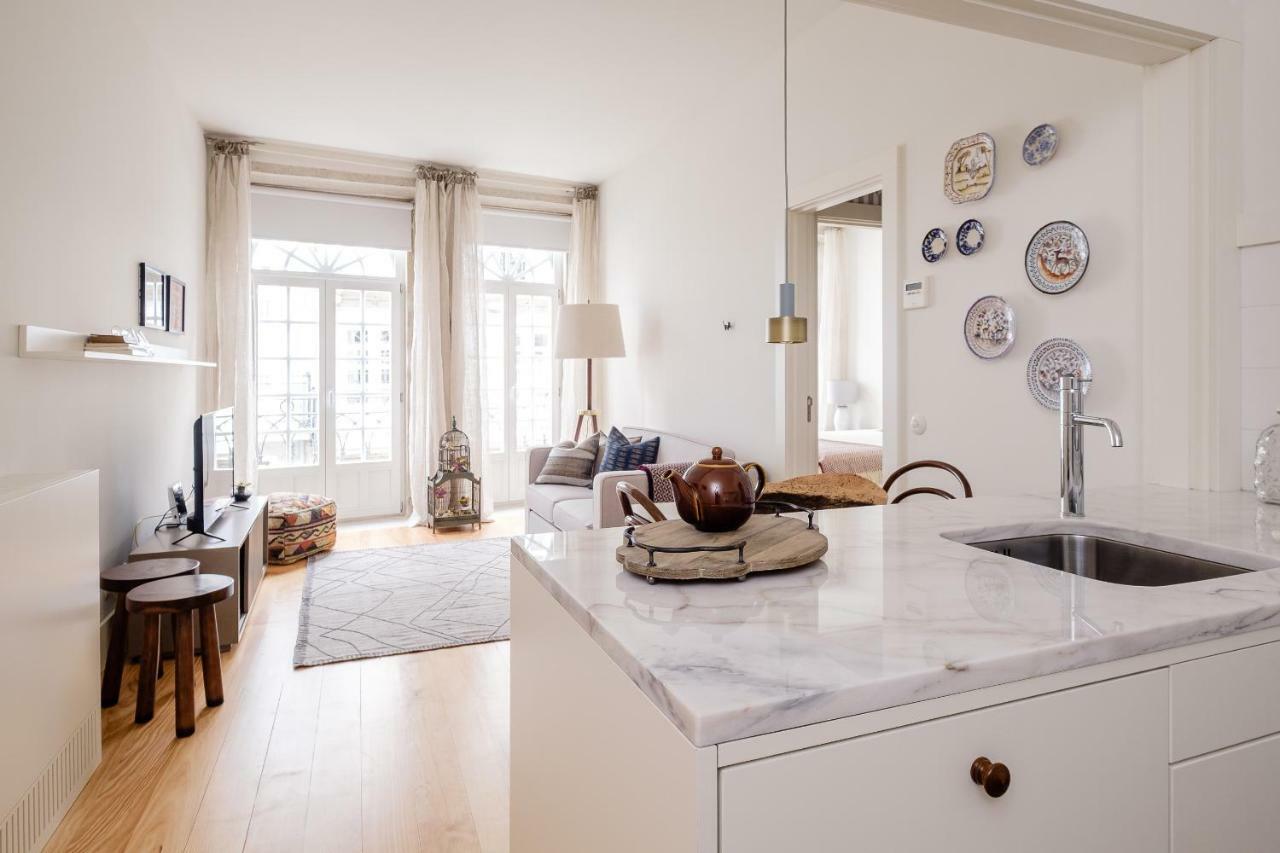 Boutique Rentals-Flores Plaza In City Historical Center Porto Eksteriør billede