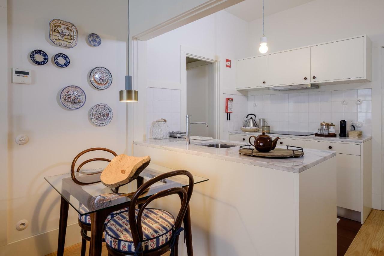 Boutique Rentals-Flores Plaza In City Historical Center Porto Eksteriør billede